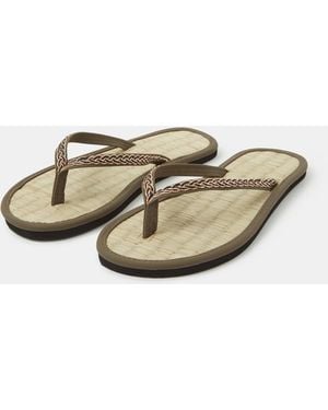Accessorize Braided Strap Flip Flops - Green