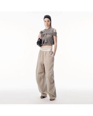 Alexander Wang Mid-Rise Pleated Wide-Leg Pant With Logo Elastic Waist - Grey