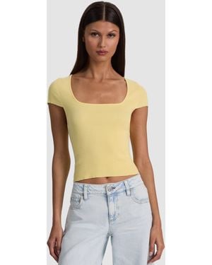 Alice + Olivia Anais Ribbed Baby Tee - Multicolor