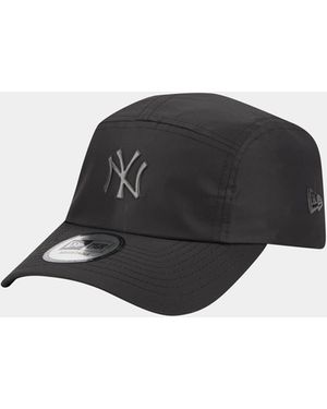 Alpha Industries New York Yankees X Alpha X New Era Runner Cap - Black
