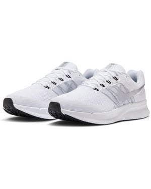 Nike Run Swift 3 Sneaker - White