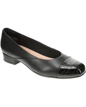 Clarks Juliet Rise Ballet Flat - Black