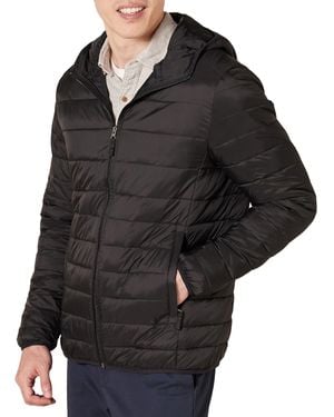 Amazon Essentials Piumino Leggero con Cappuccio Impermeabile e Ripiegabile Uomo - Nero