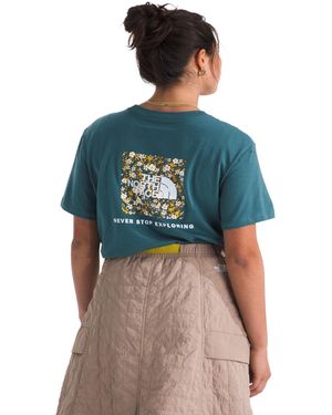 The North Face Evolution Floral Box Nse Short Sleeve Tee | Regular Fit Everyday Shirt With Logo Graphic & Set In Sleeves - Blue
