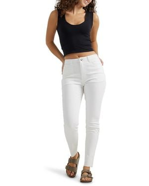 Wrangler High Rise Unforgettable Skinny Jean - White