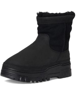 UGG Heritage Pull-on Trailgazer Fashion Boot - Black