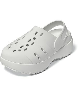 [ADIDAS] ★大人気★W Adilette Platform Clog★関税無 adidas Adilette Clog Platform Slide Sandal in Metallic | Lyst