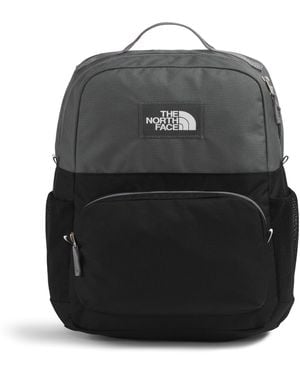 The North Face Teen Chuckwalla Daypack | Travel Backpack With 16" Laptop Sleeve - Gray