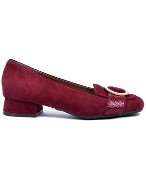 Bettye Muller Concepts Concept Garbo Loafer - Red