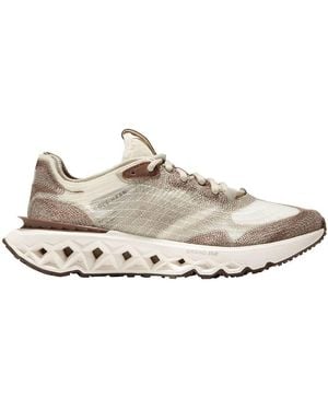 Cole Haan 5.zerogrand Embrostitch Runner Sneaker - Black