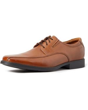 Clarks Tilden Walk Oxford Flat - Brown