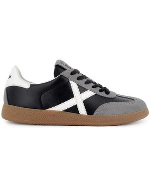Munich Sportschoenen Van Leer En Splitleer Met Contrasterende Teenkap Voor - Zwart