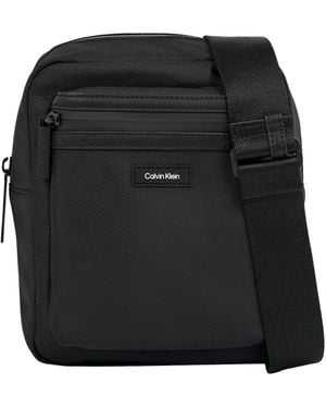 Calvin Klein Borsa a Tracolla Uomo Essential Reporter Piccola - Nero