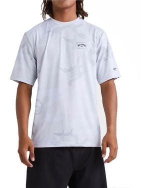 Billabong Arch Mesh Loose Fit Short Sleeve 50+ Upf Surf Shirt Rashguard Rash Guard - White