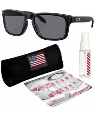 Oakley Standard Issue Holbrook Usa Flag Collection Oo9102 Square Shape Sunglasses With Official Eyewear Kit - Black