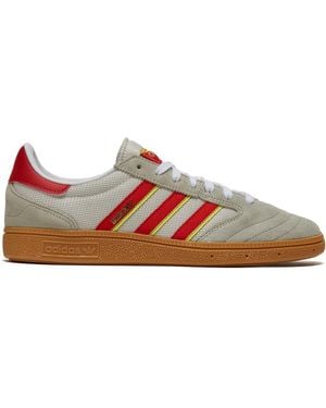 adidas Feather Grey/red/orbit - Brown