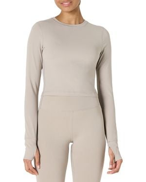 Amazon Essentials Camiseta Deportiva FormFlex - Gris