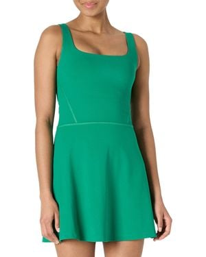 Amazon Essentials Abito da Tennis Tecnico in Formflex Morbidissimo con Reggiseno e Shorts integrati Donna - Verde