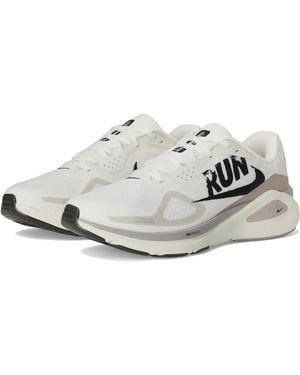 Nike Structure 26 Trainer - Metallic