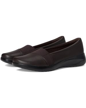 Clarks Kaetlyn Rhea Loafer - Black