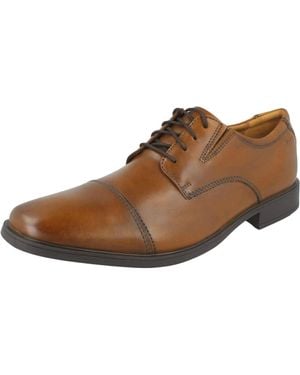 Clarks Tilden Cap Derbys - Brown