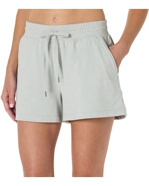 Amazon Essentials Supersofte Funktionsshorts - Grau