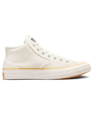Converse Chuck Taylor All Star Mid Trainers - White