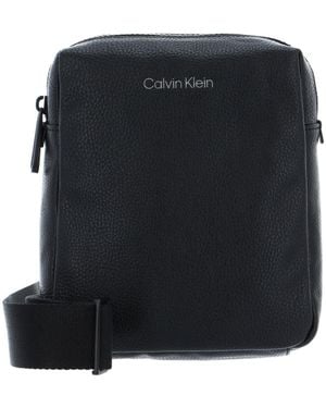 Calvin Klein Borsa a Tracolla Uomo CK Must Reporter S - Nero