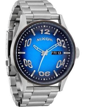 Nixon 100m Water Resistant Analog Classic - Blue