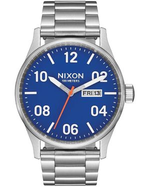Nixon Analog Japanisches Quarzwerk Uhr mit Edelstahl Armband A356-5211-00 - Grau