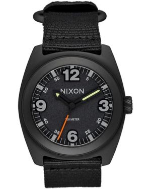 Nixon Analog Uhr mit Edelstahl Armband A1447-3086-00 - Schwarz