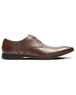 Clarks Bampton Lace Derby - Brown