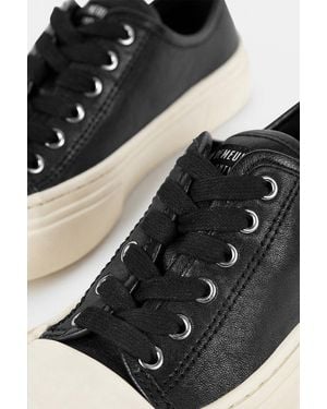 Ann Demeulemeester Suri Vulcanized Low-Top Sneakers - Black