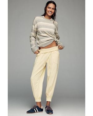 Daily Practice Easygoing Capri Drawstring Joggers - Metallic