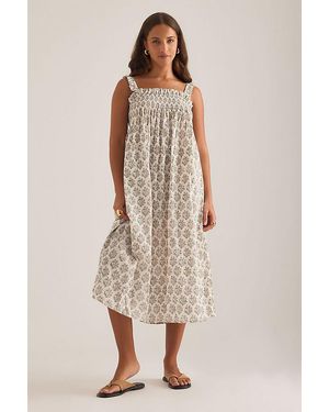 Dilli Grey Sleeveless Smocked Nightie - Natural