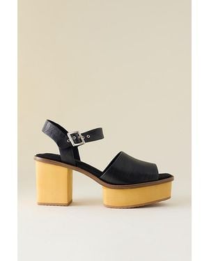 Kelsi Dagger Brooklyn Groove Platform Sandals - Black