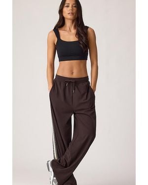 Sweaty Betty Ultimate Studio Ruched Sports Bra - Black
