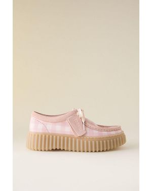 Clarks Clarks Torhill Bee Shoes - Natural