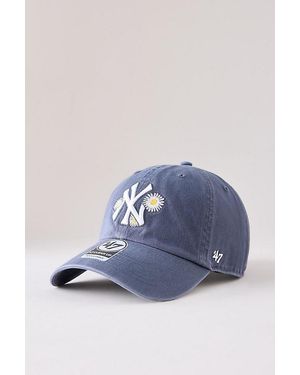 '47 Large Daisy Embroidered Yankees Baseball Cap - Blue