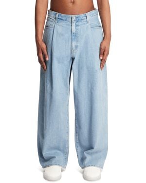 Levi's Tab Shortened Wide-Pleated Jeans - Blue