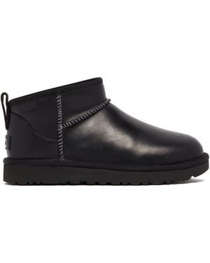 UGG Boots - Black