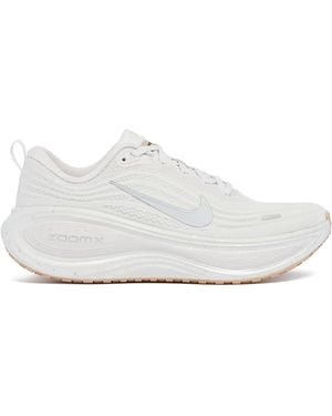 Nike Sneakers Vomero Plus Bianche - Bianco
