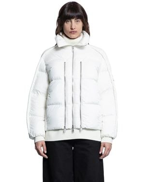 Moncler Genius Willow Smith Collaboration Yael Short Down Jacket - White