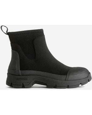 ARKET Tretorn Garpa Hybrid Boots - Black