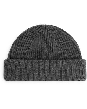 ARKET Ribbed Wool Blend Beanie - Grey