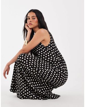 Aware Robe longue sans manches à col bénitier e à pois - Blanc