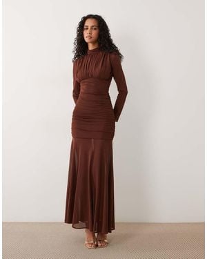 TFNC London Vestido Maxi De Gasa Fruncida Y Fluida En-Marrón