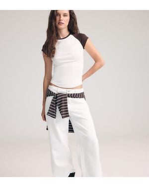 Stradivarius Petite D91 Low Wide-Leg Twill Jeans - Wit