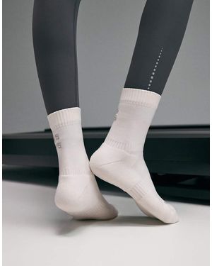 4505 Premium Running Socks 2 Pack With Arch Support And Antibacterial Finish - Grey