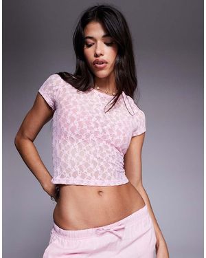 ASOS Camiseta Rosa Traslúcida De Manga Corta Con Diseño Encogido De Encaje De - Morado